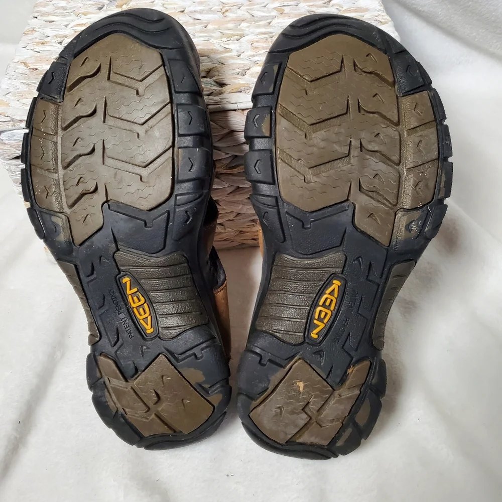 Keen Brown and Black Men's Closed-Toe Hiking Sandals